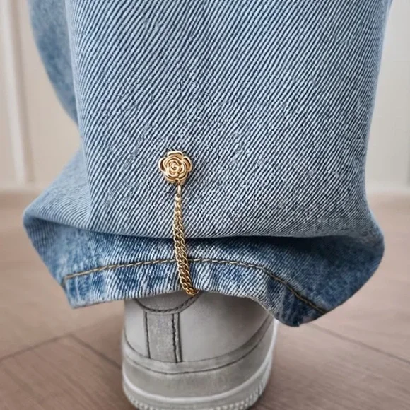 NEW ! Gold Rose Chain clip gunmetal silver bronze too READ - Picture 1 of 1